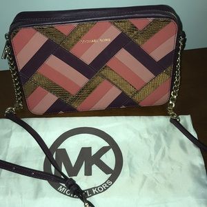 Michale Kors Crossbody
